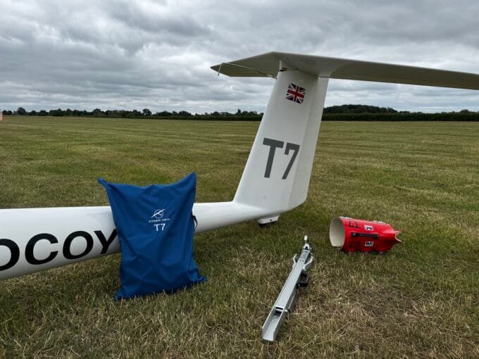 Premium Parachute Bag (next to Glider and Tow out gear)