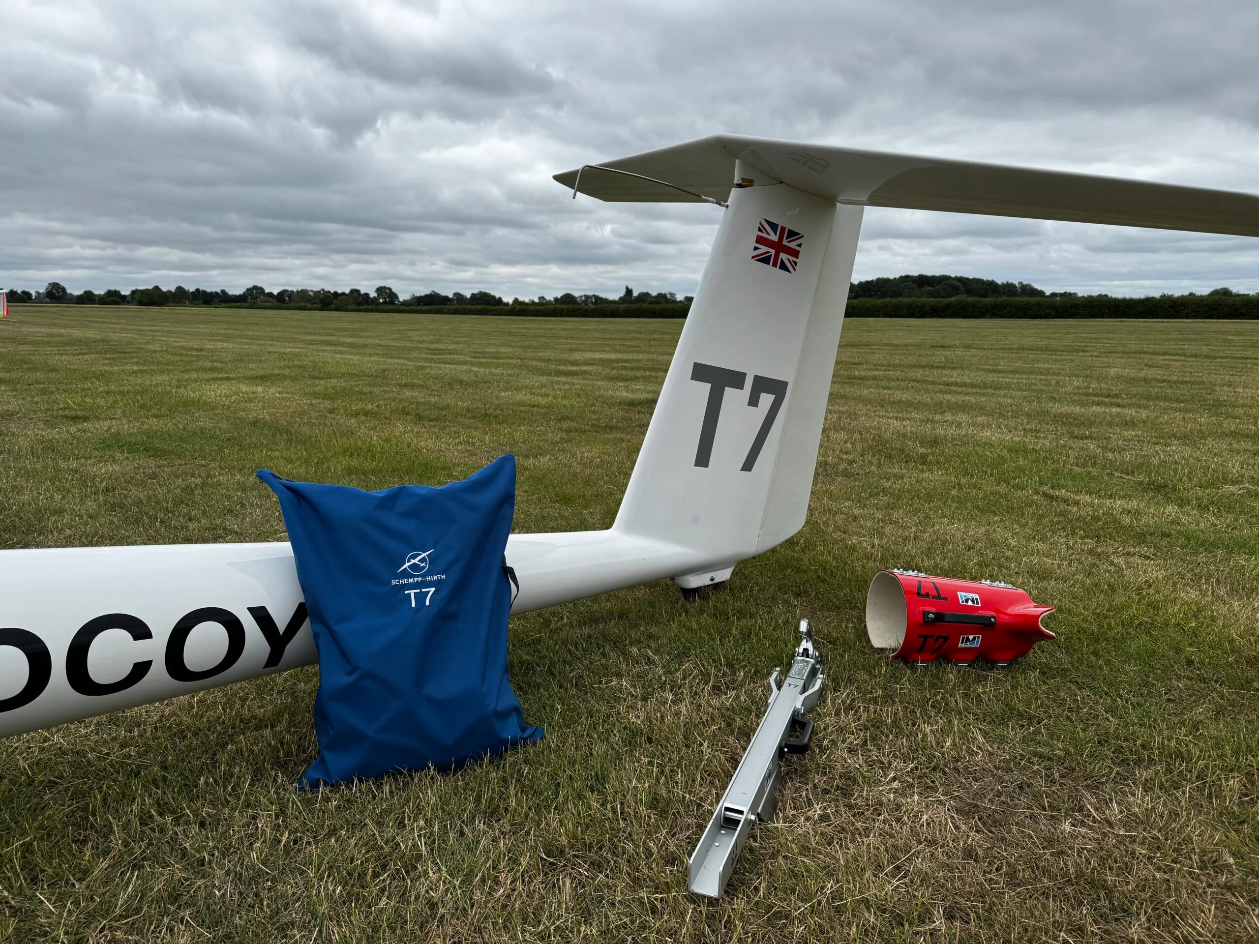 Premium Parachute Bag (next to Glider and Tow out gear)