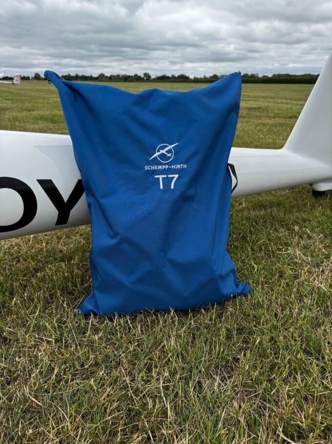 Premium Parachute Bag (next to Glider)